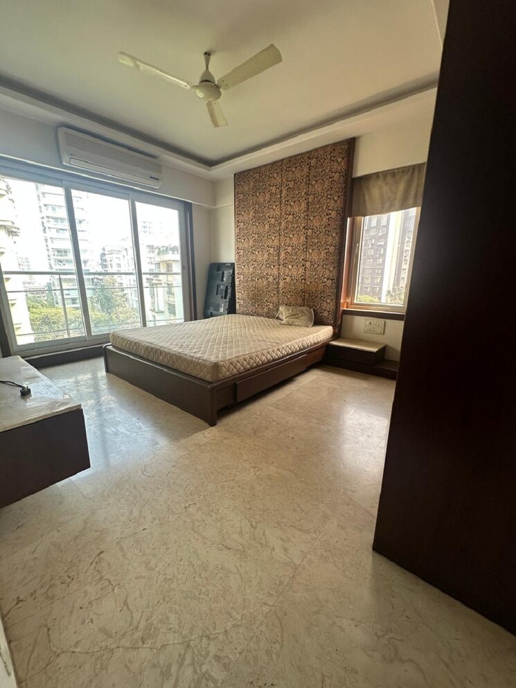 Living Room, khar west 2 Bedroom 750 Sq.Ft. Apartment In Khar West Mumbai 8205683