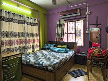 Bedroom in 2 BHK Builder Floor at Kolkatta Gpo – for Sale