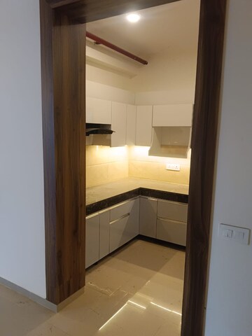 Kitchen in 3 BHK Apartment at Omaxe Waterscapes, Gomti Nagar – for Rent