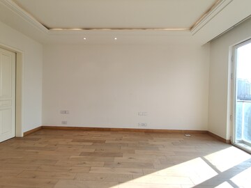 Room in 3 BHK Apartment at Bhartiya Leela Residences, Thanisandra Main Road – for Rent