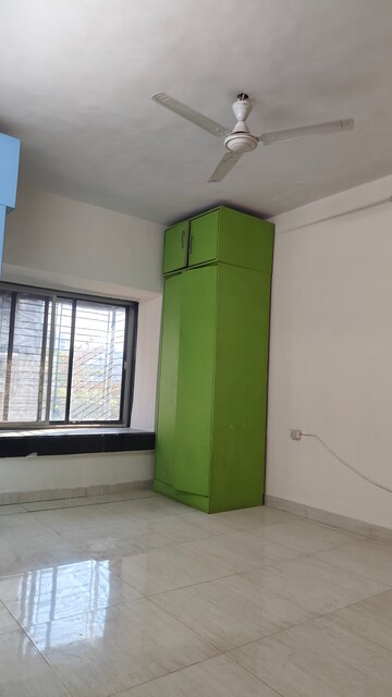 Room in 2 BHK Apartment at Sanskar CHS Andheri, Andheri West – for Rent
