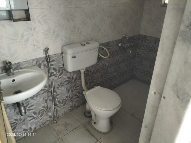 Bathroom, yugal-nandala 2 Bedroom 900 Sq.Ft. Apartment In Baner Pune 8205809