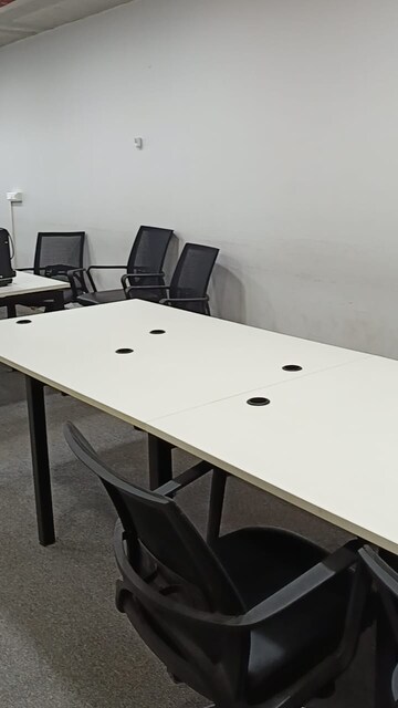  Office Space For Rent in Vastrapur