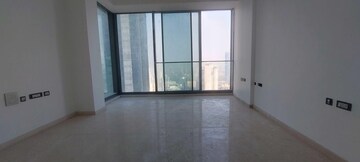 Room in 4 BHK Apartment at Rustomjee Crown, Prabhadevi – for Sale