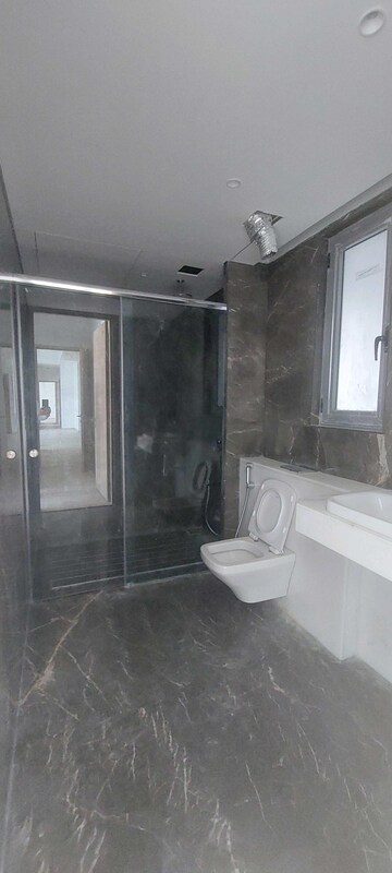 Bathroom in 4 BHK Apartment at Rustomjee Crown, Prabhadevi – for Sale
