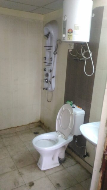 Bathroom in 2.5 BHK Apartment at Skytech Matrott, Sector 76 – for Rent