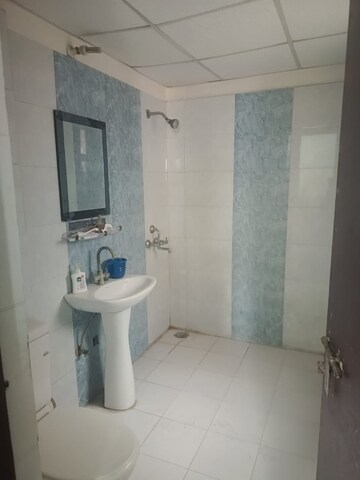 Bathroom in 2 BHK Apartment at Amrapali Silicon City, Sector 76 – for Rent