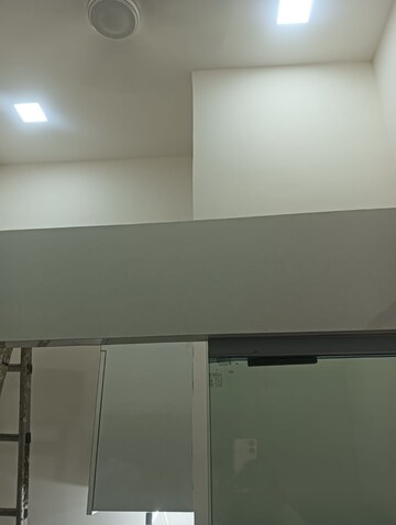 Room in  Office Space at Express Zone, Malad East – for Rent
