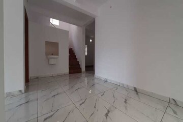 Building Lobby in 3 BHK Independent House at Mannuthy – for Sale