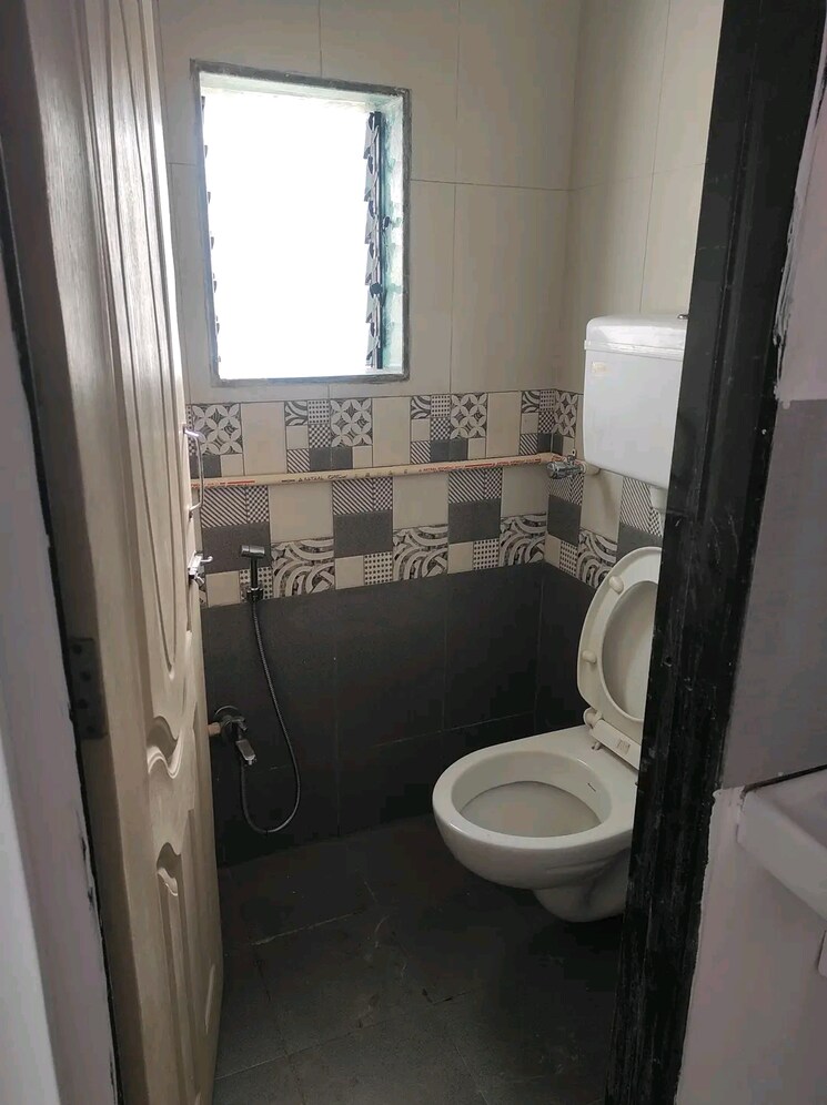 Bathroom, imperial-tower 2 Bedroom 950 Sq.Ft. Apartment In Nalasopara West Palghar 8205912