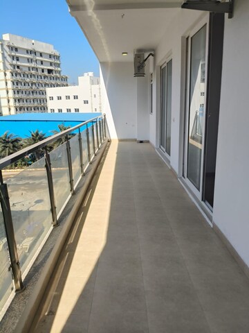 Balcony in 4 BHK Apartment at SS Linden, Sector 84 – for Rent