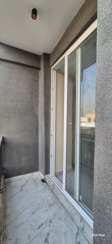 Building Lobby in 1 BHK Builder Floor at Chhajjupur – for Rent