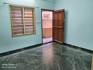 Room in 1 BHK Builder Floor at Hsr Layout – for Rent