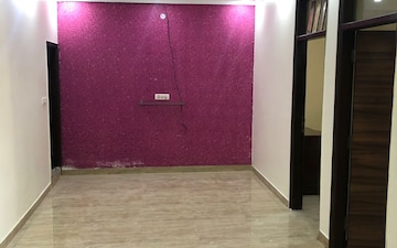 1 BHK Apartment For Rent in Khirki Extension