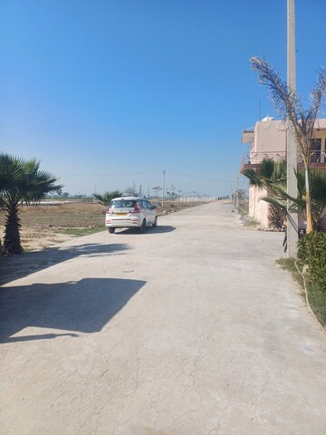  Plot For Sale in Jewar