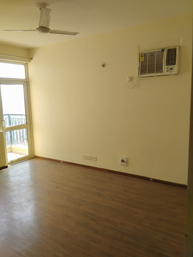 Room, gomti nagar 2 Bedroom 1250 Sq.Ft. Apartment In Gomti Nagar Lucknow 8206234