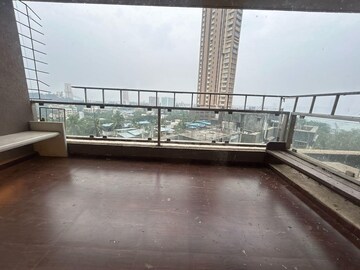 Balcony in 3 BHK Apartment at Siddhivinayak Horizon, Prabhadevi – for Sale