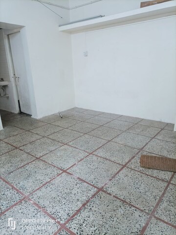 Room in 1 RK Villa at Kamgar Putala Vasahat – for Rent