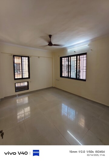 Room in 3 BHK Apartment at Jay Balaji CHS, Nerul Sector 6 – for Rent