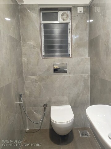 Bathroom in 2 BHK Apartment at Kalpataru Imperia, Santacruz West – for Rent