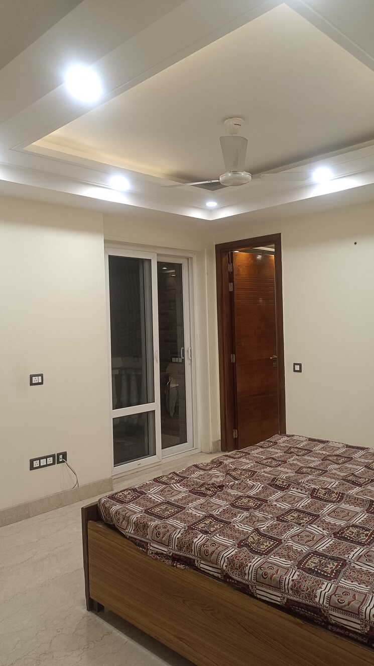 Room, new rajinder nagar 4 Bedroom 2350 Sq.Ft. Builder Floor In New Rajinder Nagar Delhi 8206370