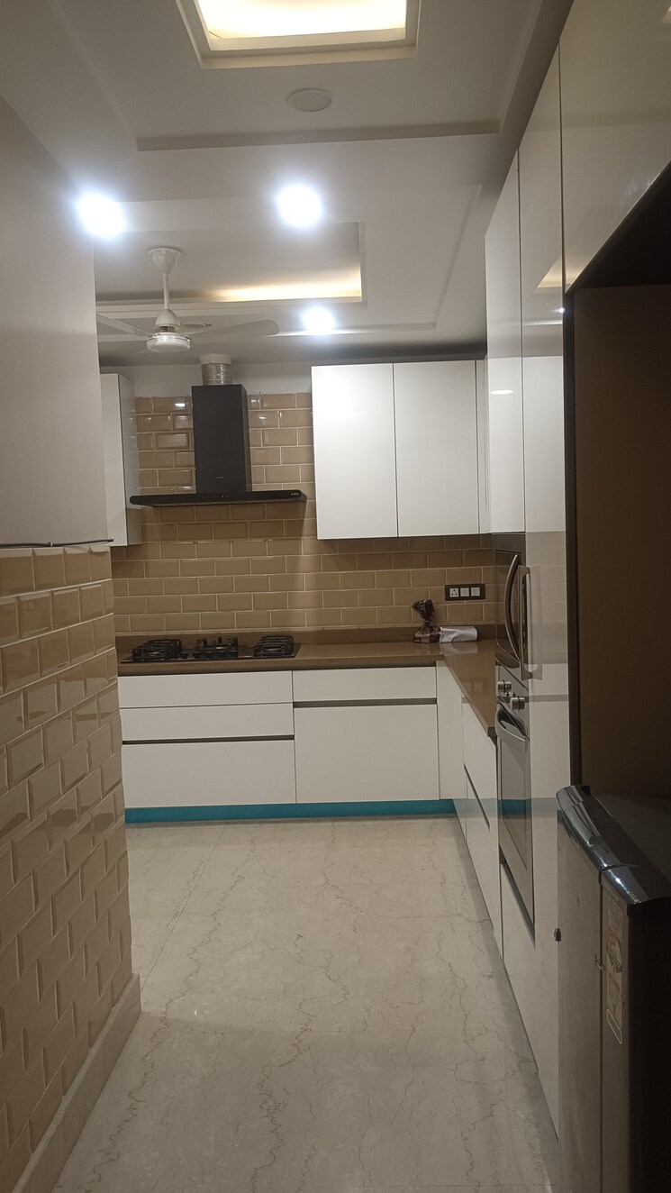 Kitchen, new rajinder nagar 4 Bedroom 2350 Sq.Ft. Builder Floor In New Rajinder Nagar Delhi 8206370
