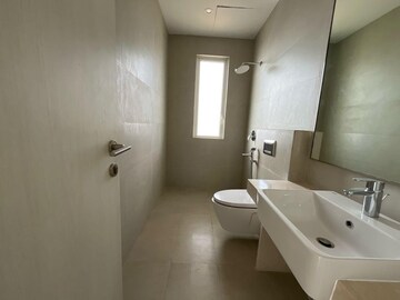 Bathroom in 3 BHK Apartment at Indiabulls Sky Forest, Lower Parel – for Sale