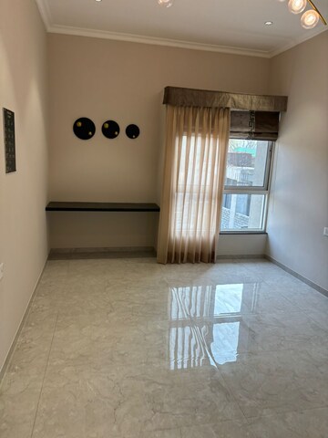 Room in 3 BHK Apartment at Menlo Joywoods, Bavdhan – for Sale