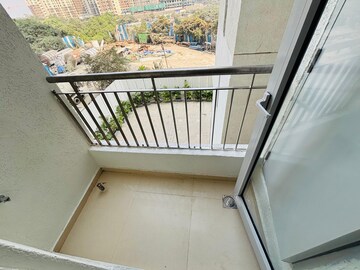 Utility Room in 2 BHK Apartment at Piramal Vaikunth, Balkum Pada – for Rent