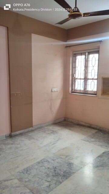 Room in 3 BHK Apartment at Elliot Road – for Rent