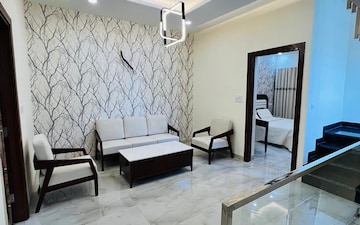 6+ BHK Independent House For Sale in Sector 8