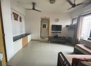 Kitchen in 1 BHK Apartment at Everest Country Side, Kasarvadavali – for Sale