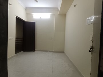 Room in 2 BHK Apartment at Kondapur – for Rent