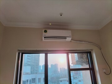 Furnished Amenities in 1 BHK Apartment at K Raheja Raheja Residency, Malad East – for Rent