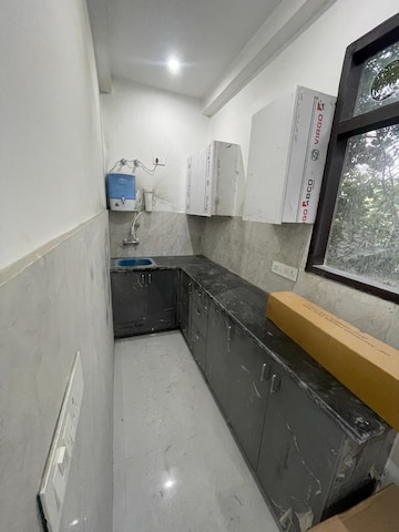 Kitchen in 2 BHK Builder Floor at Sector 38 – for Rent