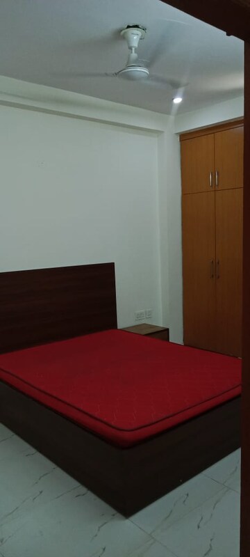 Bedroom in 1 BHK Builder Floor at Sector 47 – for Rent