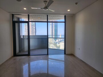 Room in 3 BHK Apartment at Omkar 1973, Worli – for Sale