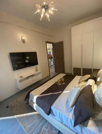 Master Bedroom in 3 BHK Builder Floor at Smart World Gems, Sector 89 – for Rent