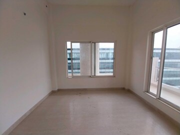 Room in 3 BHK Apartment at Indiabulls Sky Forest, Lower Parel – for Sale