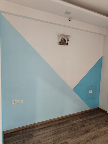 Room in 3 BHK Apartment at ABA Ivy County, Sector 75 – for Rent