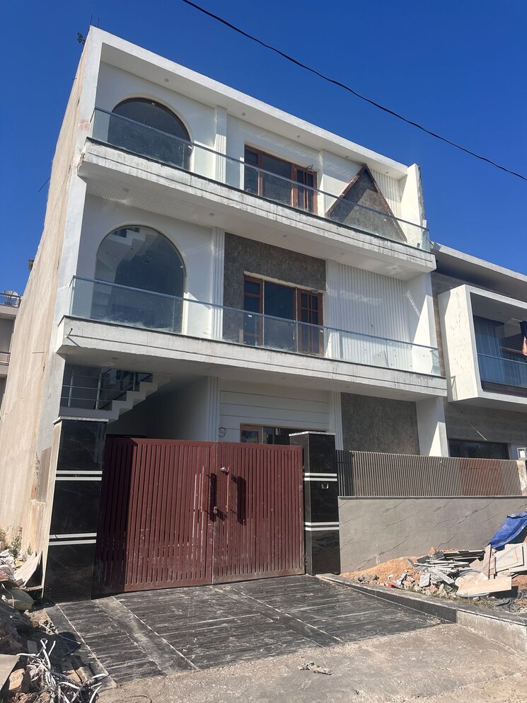 Exterior View, gmada-eco-city 6+ Bedroom 1800 Sq.Ft. Independent House In North Mullanpur Chandigarh 8206694