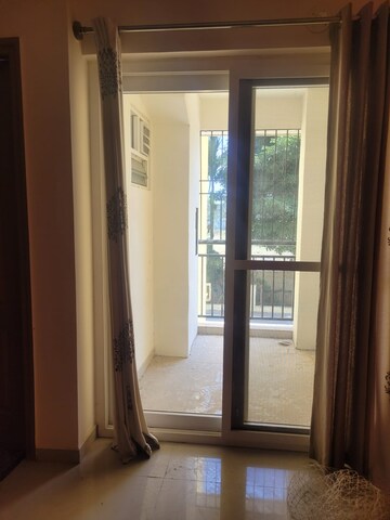 Room in 3 BHK Apartment at Vahe Imperial Gardens, Varthur – for Rent
