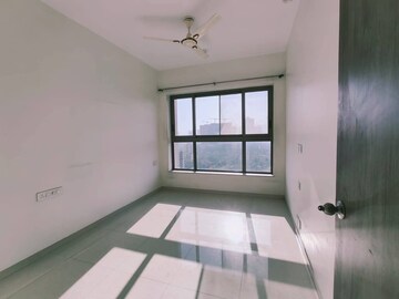 Bedroom in 2 BHK Apartment at Kalpataru Paramount, Kapur Bawdi – for Rent