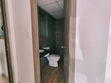 Bathroom in 2 BHK Apartment at Kalpataru Paramount, Kapur Bawdi – for Rent