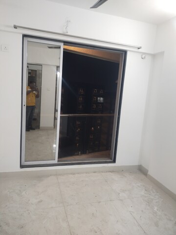 Room in 2 BHK Apartment at Hirani Swanand Oasis, Kurla – for Rent