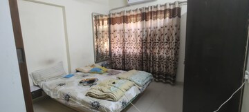 Bedroom in 2 BHK Apartment at Vile Parle West – for Rent