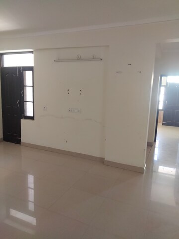 3 BHK Apartment For Rent in Vasu Fortune Residency, Raj Nagar Extension
