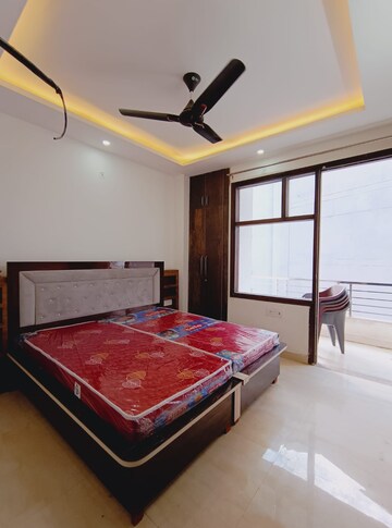 Bedroom in 2 BHK Builder Floor at Sector 47 – for Rent