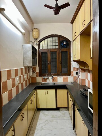 Kitchen in 2 BHK Builder Floor at Sector 31 – for Rent
