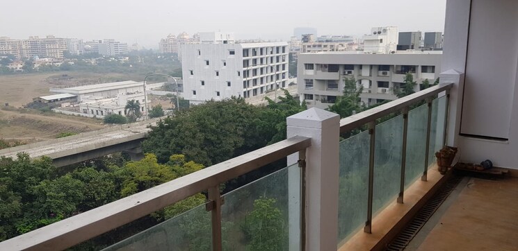 Balcony, landmark-garden 3.5 Bedroom 2400 Sq.Ft. Apartment In Kalyani Nagar Pune 8206845